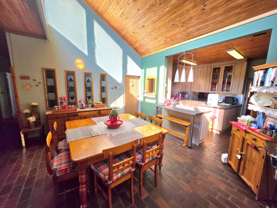 5 Bedroom Property for Sale in Panorama Free State